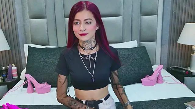 AntonellaEscudero online show from March 25, 2026, 8:08 pm