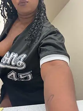 ShortcakeMochaa online show from February 24, 2026, 8:42 pm