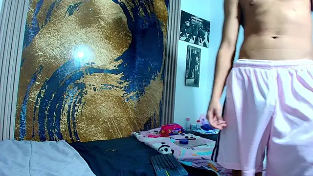 raven robin  online show from April 15, 2026, 3:45 am