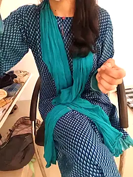 tanzum khan3202 online show from March 29, 2026, 7:10 am