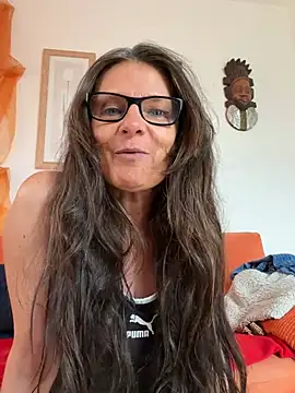 Dance Lady online show from February 24, 2026, 1:56 pm