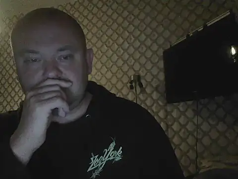 Snapshot of Rob1874 chatting on February 24, 2026, 7:04 pm Rob1874 online show from February 24, 2026, 7:04 pm