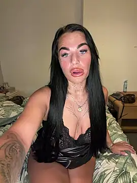 Snapshot of Darkfantisyx chatting on February 27, 2026, 8:52 pm Darkfantisyx online show from February 27, 2026, 8:52 pm