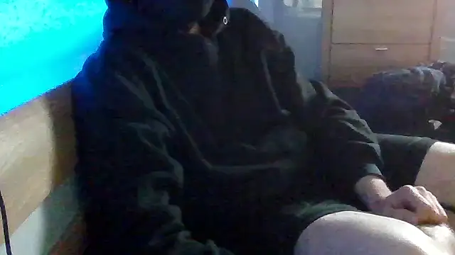 Blackklu online show from March 29, 2026, 3:46 pm