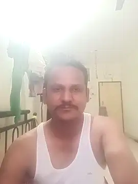 Snapshot of hunk_man chatting on February 24, 2026, 12:50 pm hunk man online show from February 24, 2026, 12:50 pm