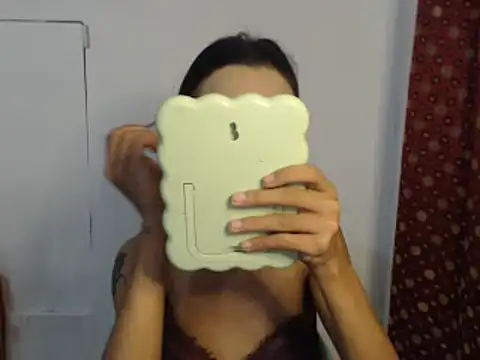 Snapshot of XwildCUcumberX chatting on February 16, 2026, 4:49 pm XwildCUcumberX online show from February 16, 2026, 4:49 pm