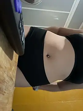 susanita8 online show from April 23, 2026, 12:39 am