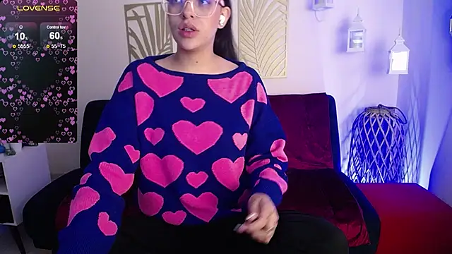 spicydollx online show from February 18, 2026, 1:29 pm