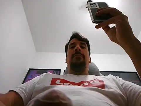 Loadedboyhot online show from March 6, 2026, 4:07 am