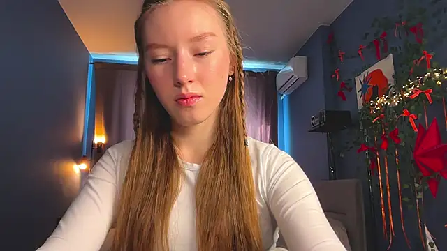 Anna Kare online show from March 8, 2026, 7:33 am