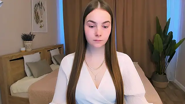 Maddy Wood  online show from February 17, 2026, 8:22 am