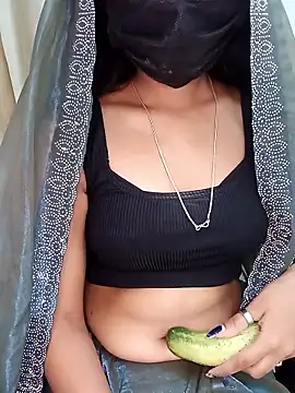 Snapshot of Cutie_babes01 chatting on February 27, 2026, 5:13 pm Cutie babes01 online show from February 27, 2026, 5:13 pm