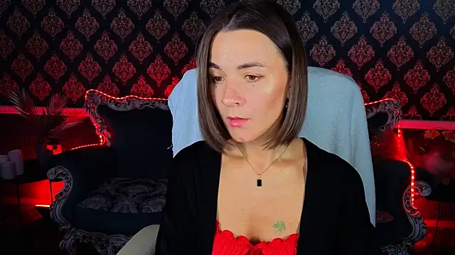 GracefulMichelle online show from April 7, 2026, 7:04 pm