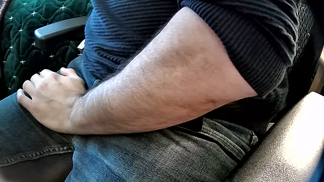 Snapshot of mecchaudquebecmod chatting on March 20, 2026, 5:58 pm mecchaudquebecmod online show from March 20, 2026, 5:58 pm