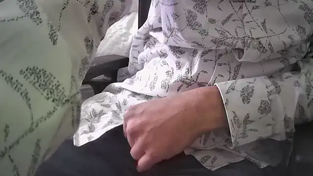 Snapshot of mecchaudquebecmod chatting on February 16, 2026, 3:21 pm mecchaudquebecmod online show from February 16, 2026, 3:21 pm