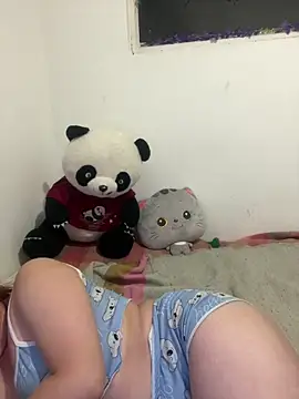 Caro candy online show from February 16, 2026, 6:28 pm