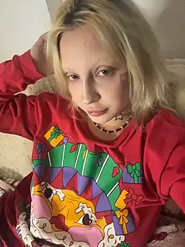 urlittlebaby666 online show from March 1, 2026, 1:44 pm