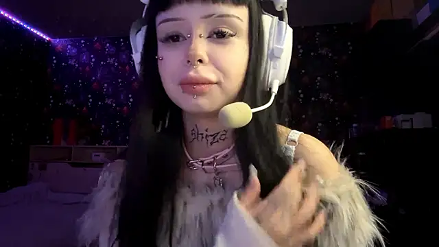 Snapshot of Luna_Sohotti chatting on February 17, 2026, 3:09 pm Luna Sohotti online show from February 17, 2026, 3:09 pm