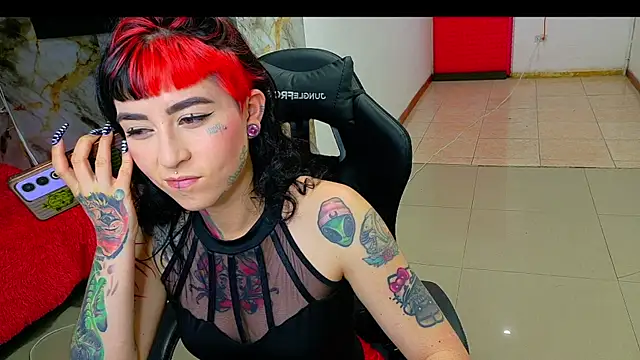 nova kitttyy online show from February 26, 2026, 8:20 pm