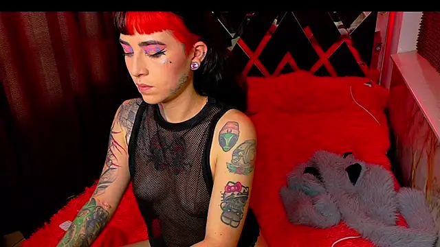 nova kitttyy online show from February 25, 2026, 8:19 pm