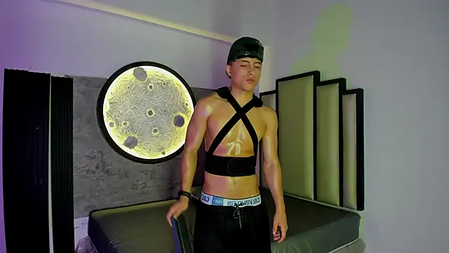 Snapshot of Agathe_caius chatting on February 27, 2026, 3:40 am Agathe caius online show from February 27, 2026, 3:40 am