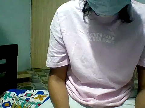 Snapshot of Mahak888 chatting on February 18, 2026, 7:21 pm Mahak888 online show from February 18, 2026, 7:21 pm