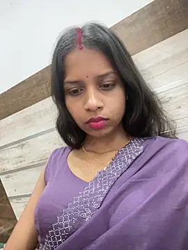 Snapshot of Rani1993 chatting on February 25, 2026, 6:19 pm Rani1993 online show from February 25, 2026, 6:19 pm