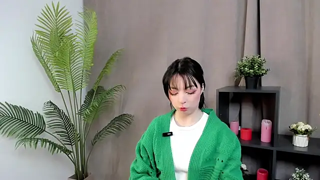 Snapshot of EndaMatheus chatting on February 17, 2026, 4:04 pm EndaMatheus online show from February 17, 2026, 4:04 pm