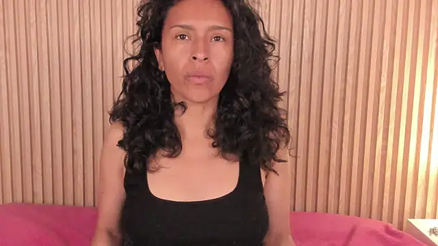 samantha duart3 online show from June 19, 2026, 11:38 am
