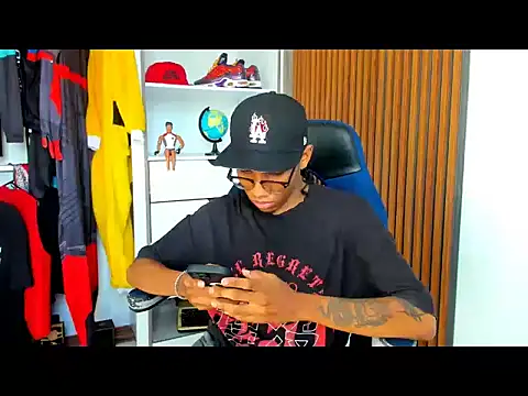 Snapshot of yandi_hot chatting on February 23, 2026, 2:17 pm yandi hot online show from February 23, 2026, 2:17 pm