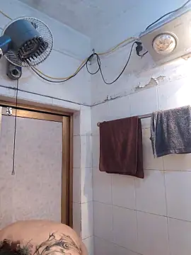 Snapshot of rdan13 chatting on February 22, 2026, 1:35 pm rdan13 online show from February 22, 2026, 1:35 pm