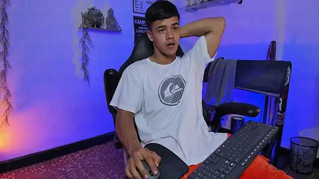 Rob zaens33 online show from March 8, 2026, 12:16 am