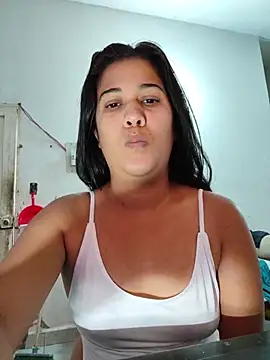 Snapshot of luna29 chatting on July 2, 2026, 1:39 pm luna29 online show from July 2, 2026, 1:39 pm