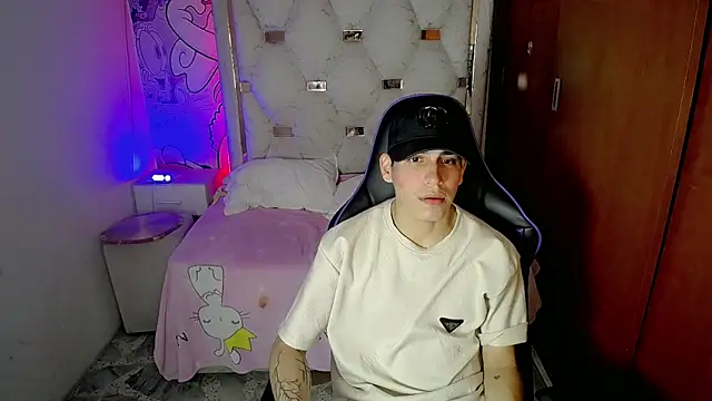 Bby cash  online show from February 25, 2026, 8:52 pm