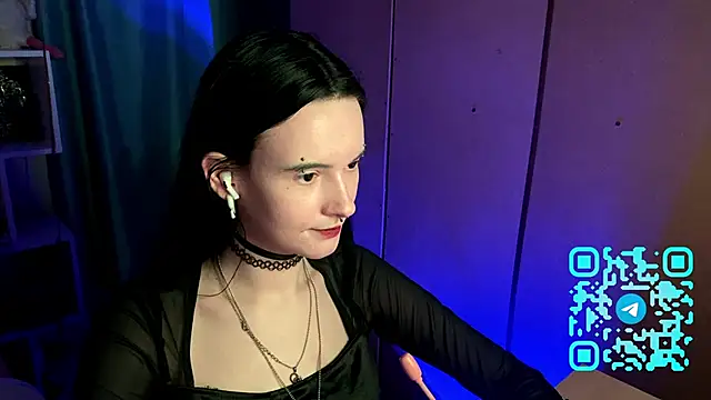 MabelDefina online show from March 26, 2026, 11:08 am