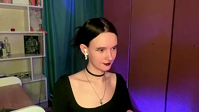 MabelDefina online show from March 14, 2026, 1:06 pm