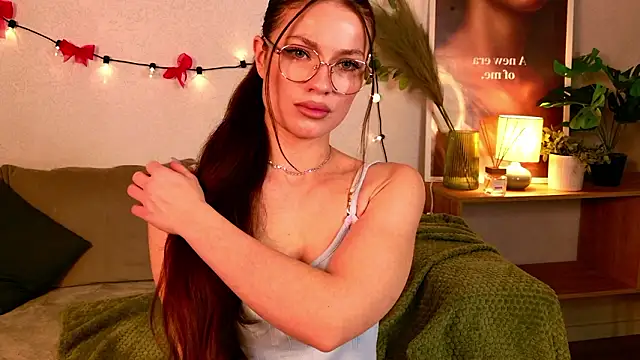 Snapshot of TayaSun chatting on February 28, 2026, 7:30 am TayaSun online show from February 28, 2026, 7:30 am