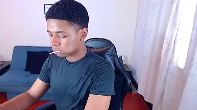 liiam3 online show from March 4, 2026, 8:49 pm