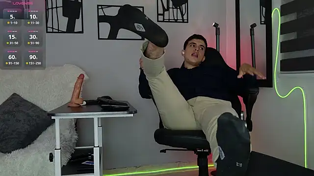 Snapshot of nico_pelusa chatting on February 18, 2026, 9:55 pm nico pelusa online show from February 18, 2026, 9:55 pm