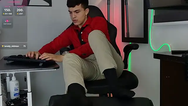 Snapshot of nico_pelusa chatting on February 24, 2026, 9:48 pm nico pelusa online show from February 24, 2026, 9:48 pm