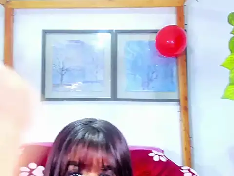 Snapshot of Chloerose__ chatting on February 22, 2026, 11:45 am Chloerose online show from February 22, 2026, 11:45 am