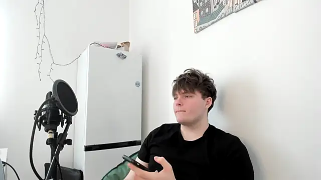  hetero online show from February 24, 2026, 12:17 pm