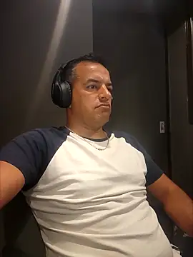 Valenthe26 online show from February 27, 2026, 5:40 am