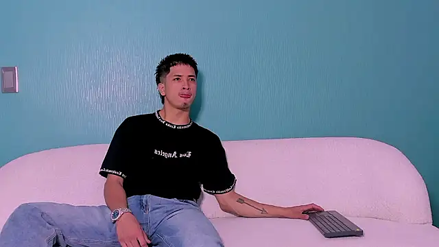 Youdoll  online show from February 19, 2026, 1:30 pm