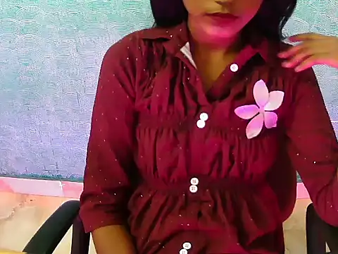 Snapshot of Hotsurbhi chatting on April 12, 2026, 3:15 pm Hotsurbhi online show from April 12, 2026, 3:15 pm