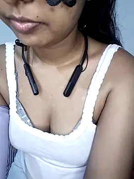 ASHANYA JAYASOORIYA online show from March 7, 2026, 1:49 pm