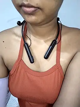 ASHANYA JAYASOORIYA online show from May 20, 2026, 1:19 pm