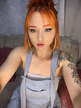 Snapshot of alysson_As chatting on February 24, 2026, 2:01 am alysson As online show from February 24, 2026, 2:01 am