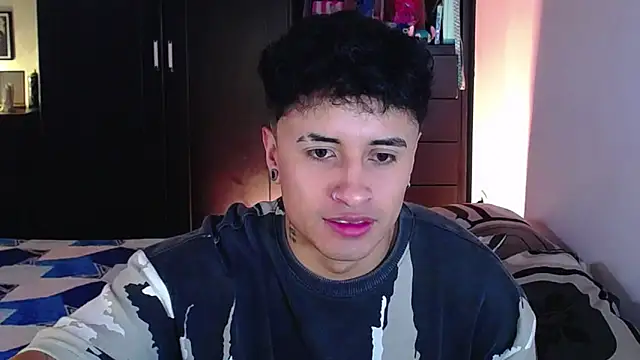 Snapshot of Jhon_Sara chatting on February 26, 2026, 3:45 pm Jhon Sara online show from February 26, 2026, 3:45 pm