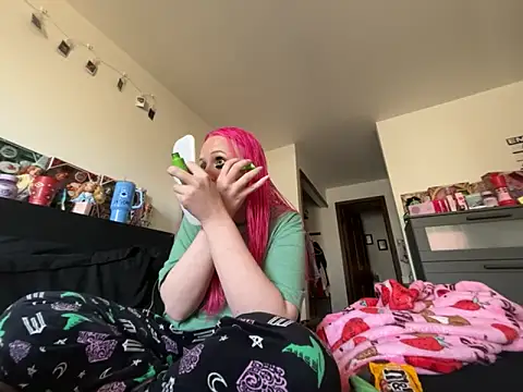 pinkhairfun16 online show from March 4, 2026, 3:42 pm